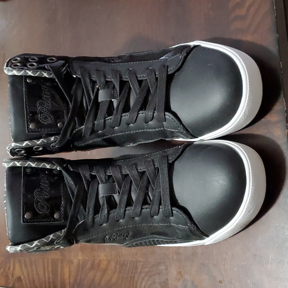 Pastry Pop Tart Grid Dance Sneaker